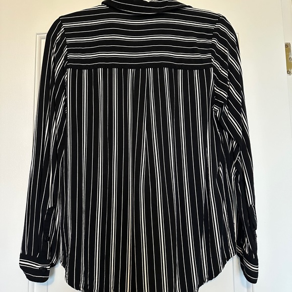 H&M Black and White Striped Button Down Blouse Size Medium - Picture 2 of 2